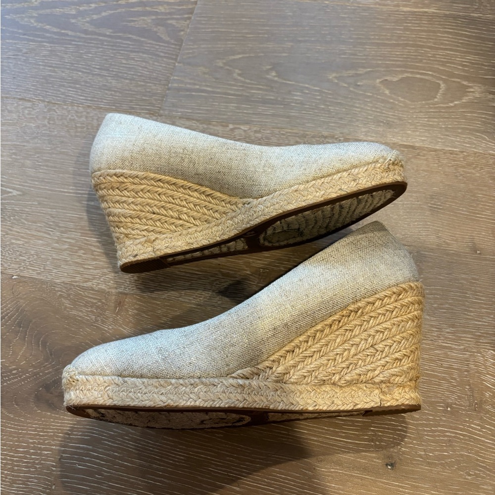 J. Crew Cream Gold Espadrille Wedges 8 Like New! - Picture 2 of 7